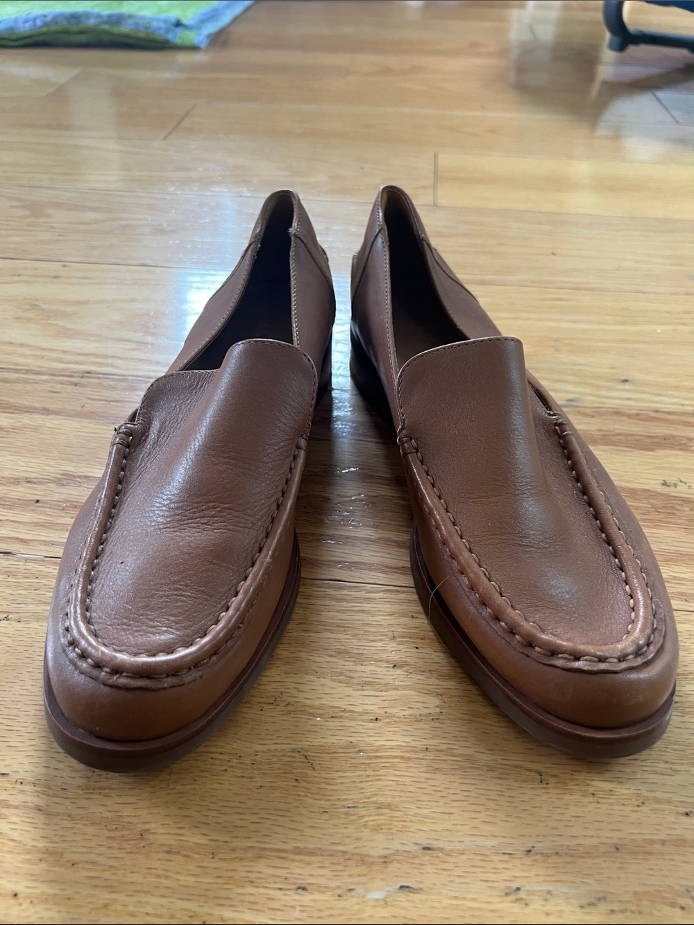 Everlane camel leather loafers size 8.5